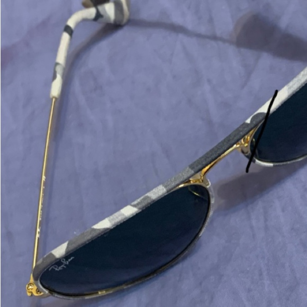Authentic Ray-Ban Gray Sunglasses - Picture 6 of 8